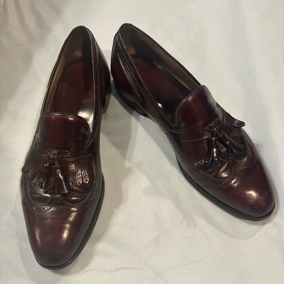 Johnston & Murphy Tassel Loafers Men’s 9.5 D Burgundy Leather Wingtip Shoes - Picture 1 of 9